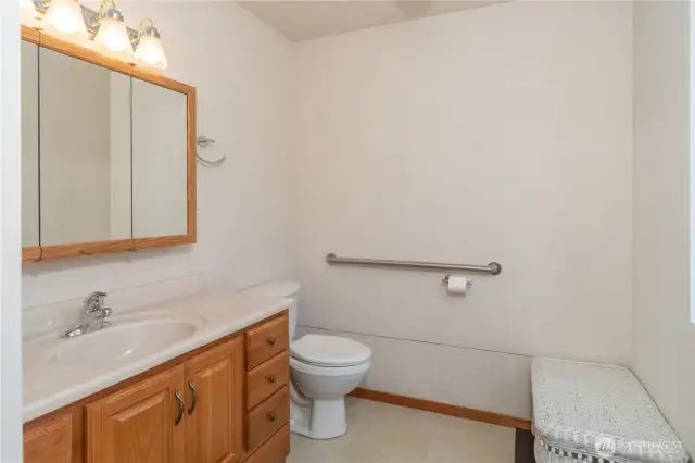 Bathroom in the shop.