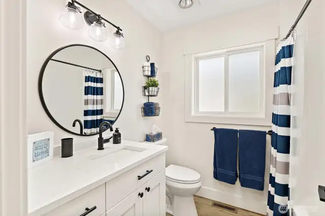 Upstairs Full Bath