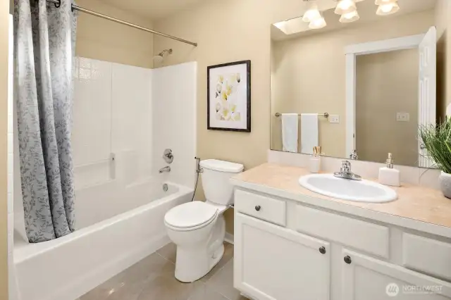 Upstairs Full Bath