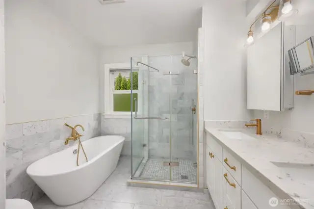 marble 5 piece bathroom