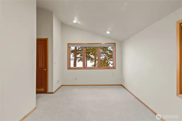 Upper Guest Bedroom w/ Views~