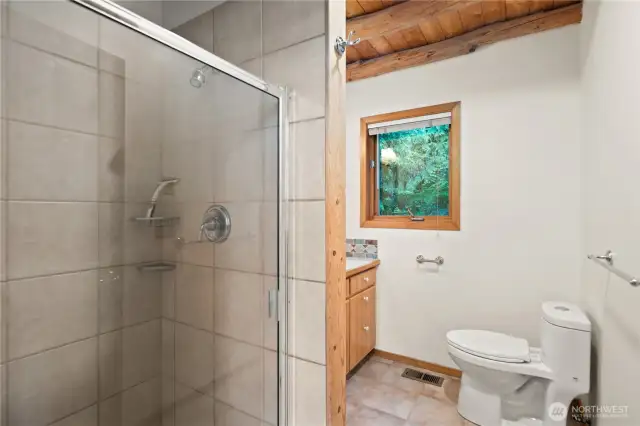 Upper Guest Bath~