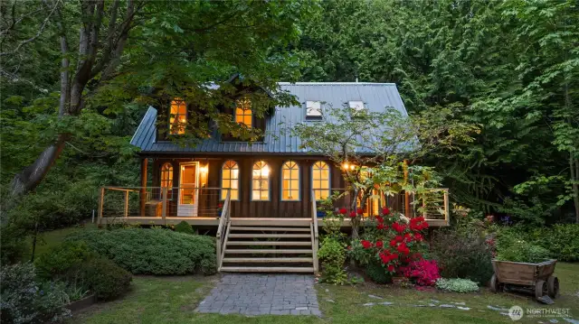 Detached ADU/Cottage~