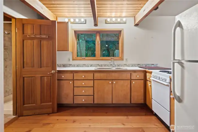 Cottage Kitchen~