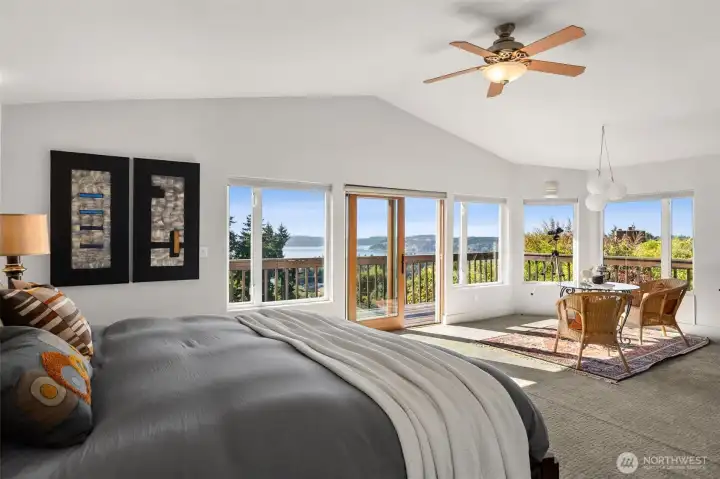 Imagine waking up to this bedroom #4 every morning!
