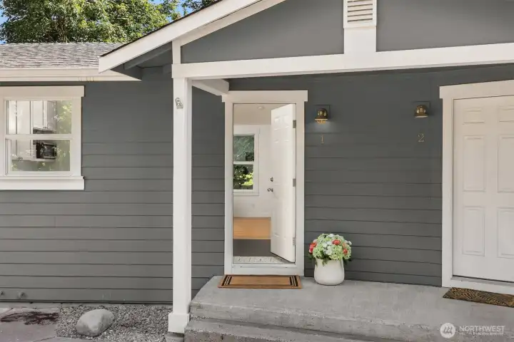 A shared front stoop