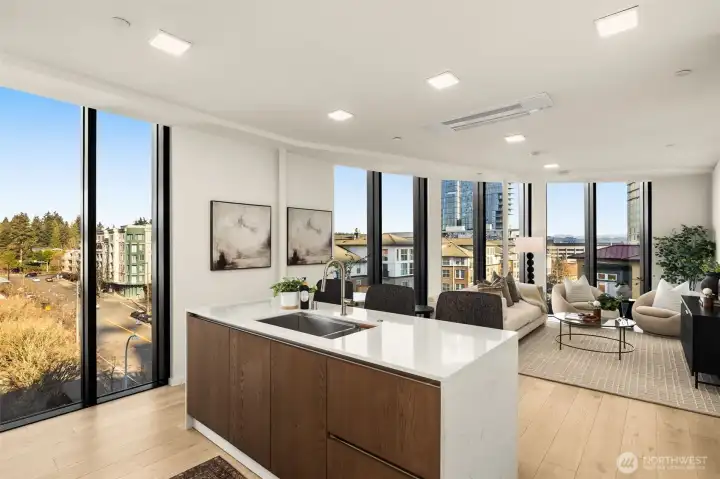 Eat-in Kitchen with bar seating