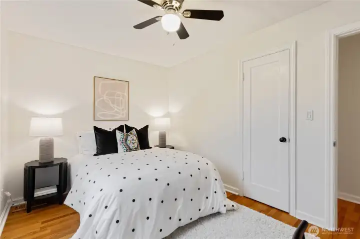 2nd bedroom
