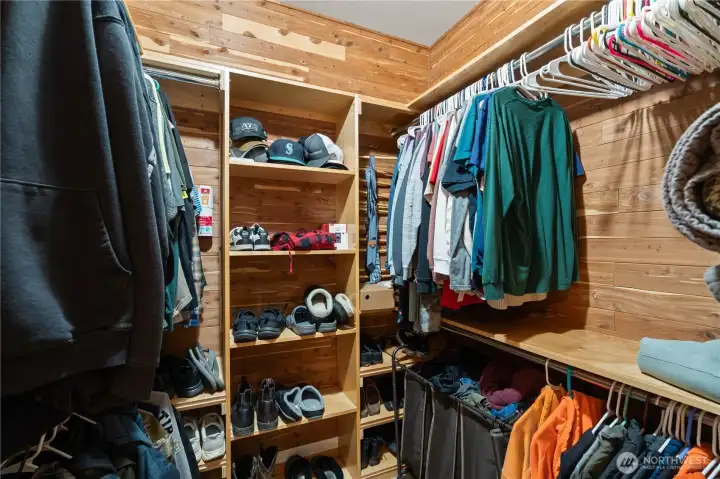 Primary walk in closet