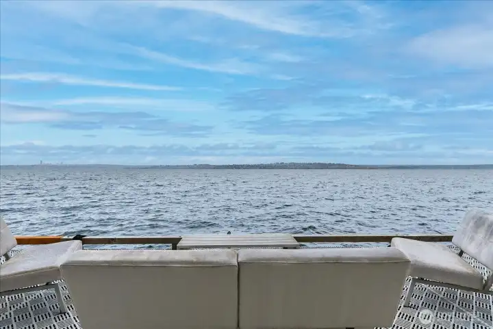 Private community dock on Lake Washington, perfect for relaxing by the water, swimming, and enjoying waterfront activities