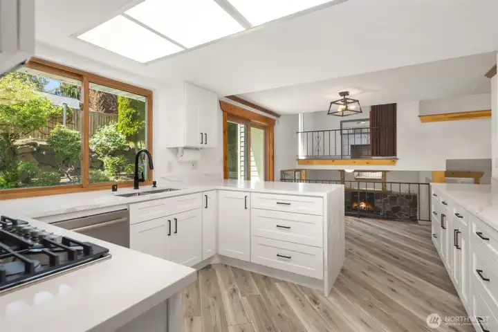 Brand New Kitchen with Quartz & Stainless Appliances