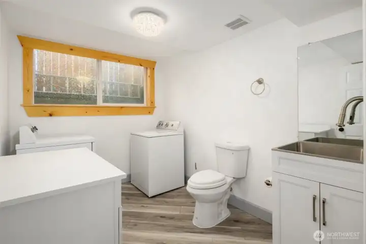 Laundry/Powder Room