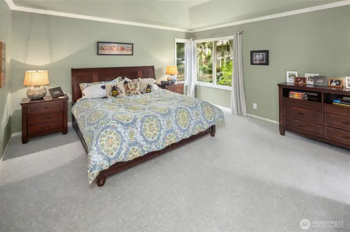 Large primary bedroom