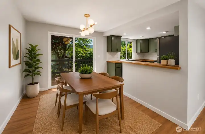 Dining Room Virtually Staged