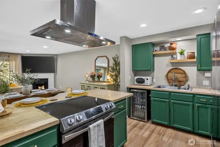 Open kitchen