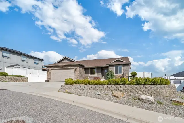 Single level rambler with 4 bedrooms, 2 bathrooms.