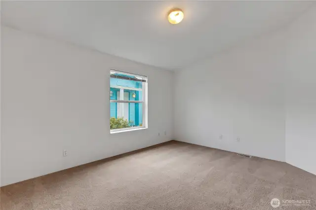 Same Den office that is unfurnished.