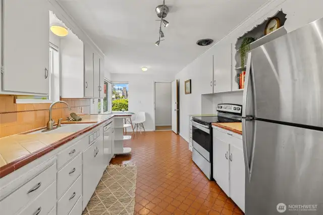 Main floor Kitchen
