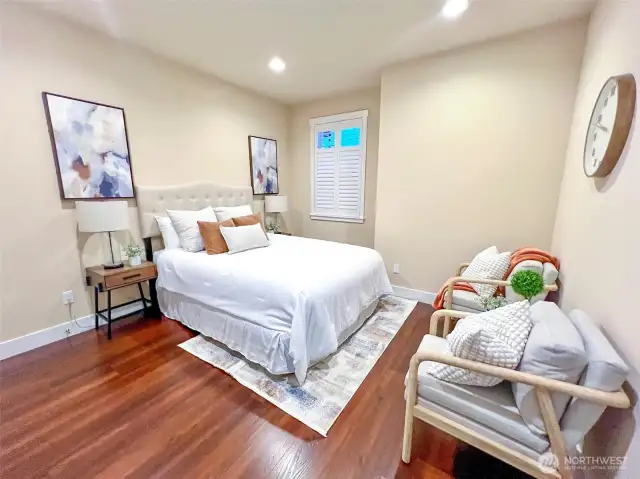 Luxurious Primary Suite