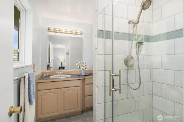 Primary En-Suite 3/4 Bath