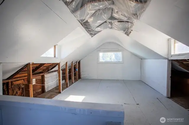 Loft above Garage