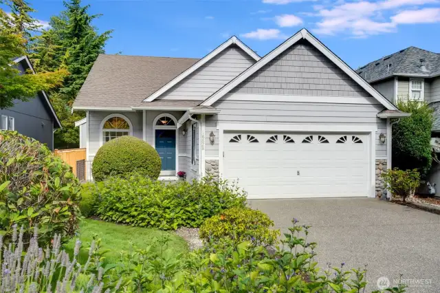 Welcome home to 18828 Eastwood Ave! It's a sweet home with charming street appeal.