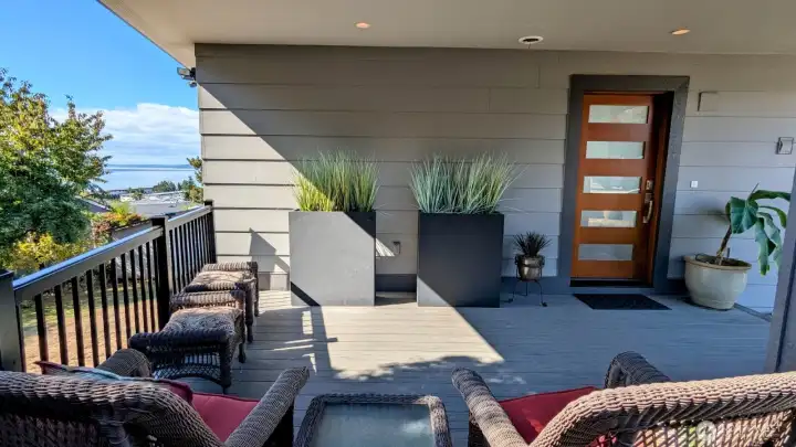 Covered Front Deck is 205 sqft, also with views!