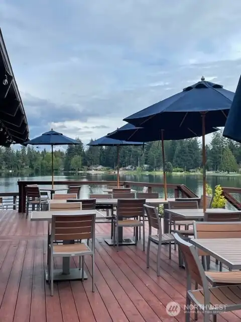 The restaurants outside seating is perfect in the summers.