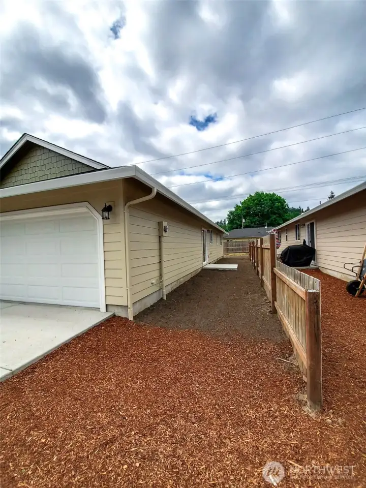 “Photos of Similar Home. Actual Home Will Differ in Finishes & Details.”