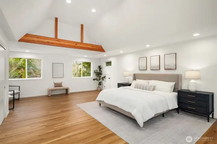 upstairs secondary primary suite option