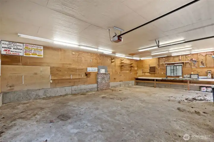 Big detached garage shop with workbench