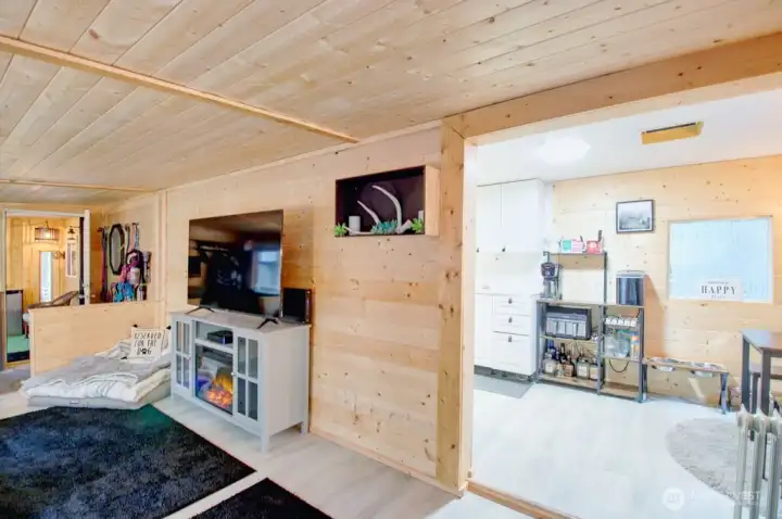 Laminate floors throughout