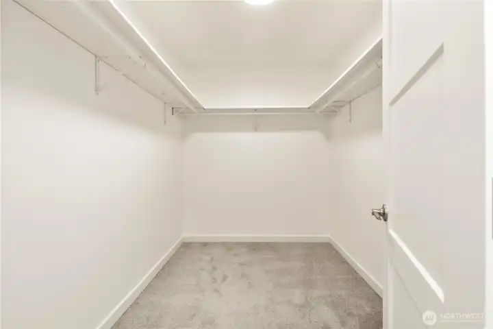 Nice size walk-in closet for Primary Bedroom