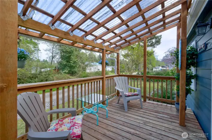 Covered front porch.