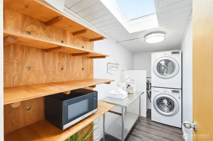Built in shelving for added storage