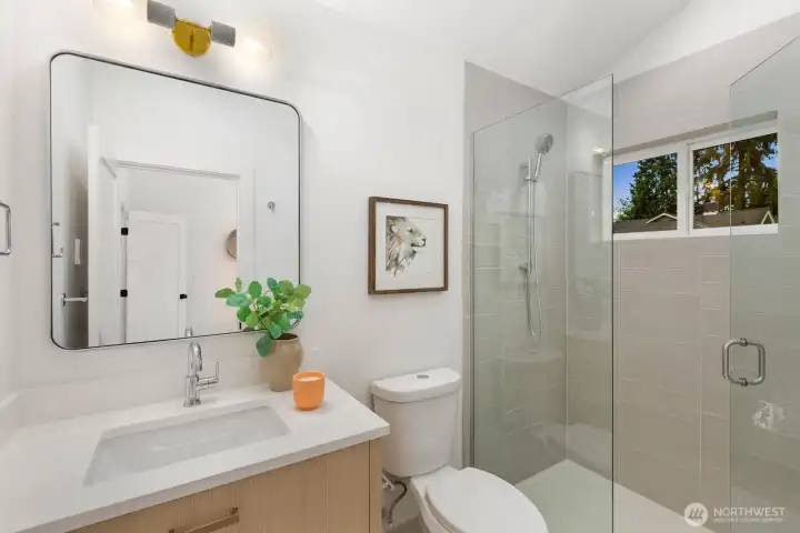 Photos from model home, similar finishes and layout. Photos from model home, similar finishes and layout.