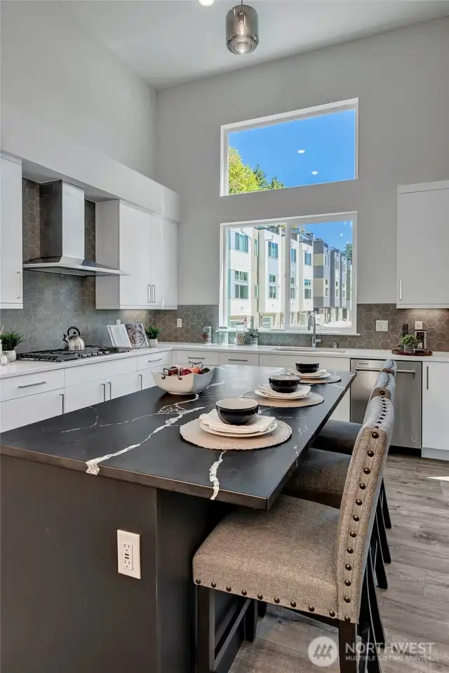 Gas cooking range (photos of lot34, same floorplan)