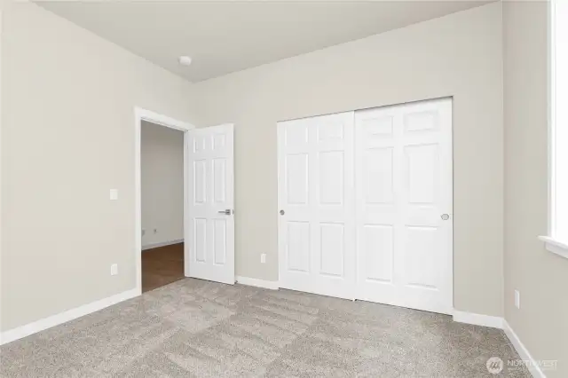 2nd bedroom