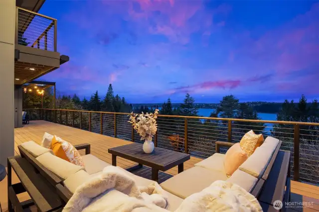 Enjoy stunning sunsets from the incredibly private deck. The deck also features a full-size awning outside the dining room to block the afternoon sun.