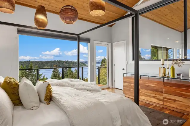 Wake up to breathtaking views right from the comfort of your bed, simply activate the electric shades with the remote control!