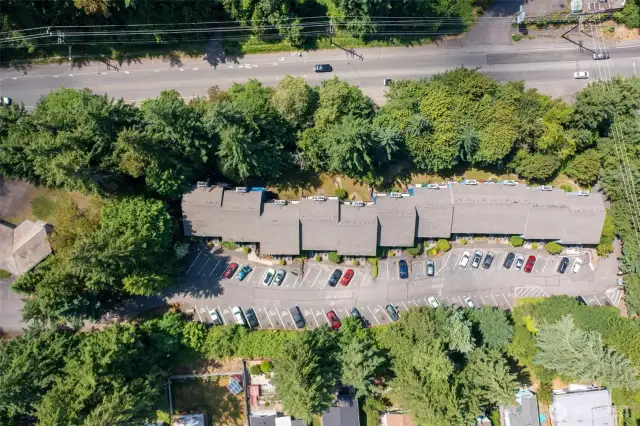 With just 44 units, this is a friendly, close-knit setting where it’s easy to feel at home and even easier to get to know your neighbors.