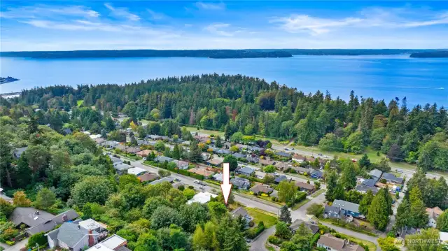 Looking South towards Fauntleroy.