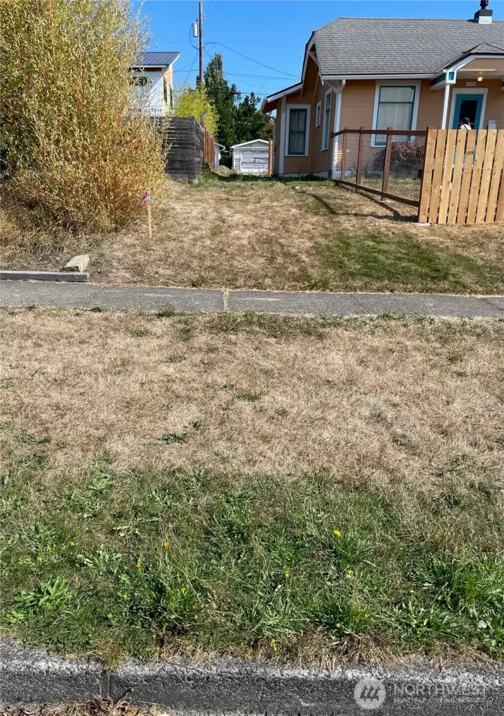 If you choose to park on Humboldt Street, you can walk to the back lot from there.
