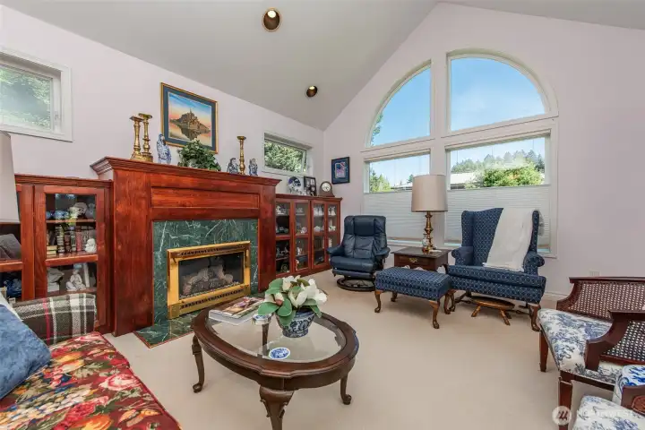 Front Living Room and Propane Fireplace