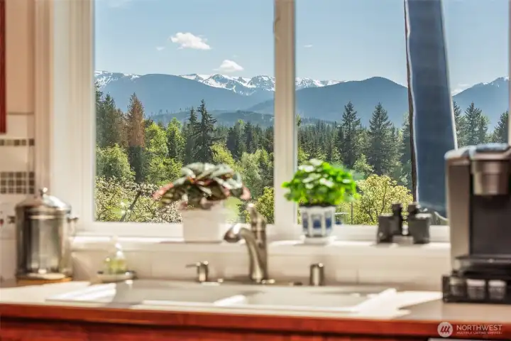 Stunning Mountain View From The Kitchen Sink