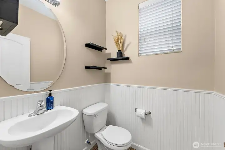 Main floor 1/2 bath.