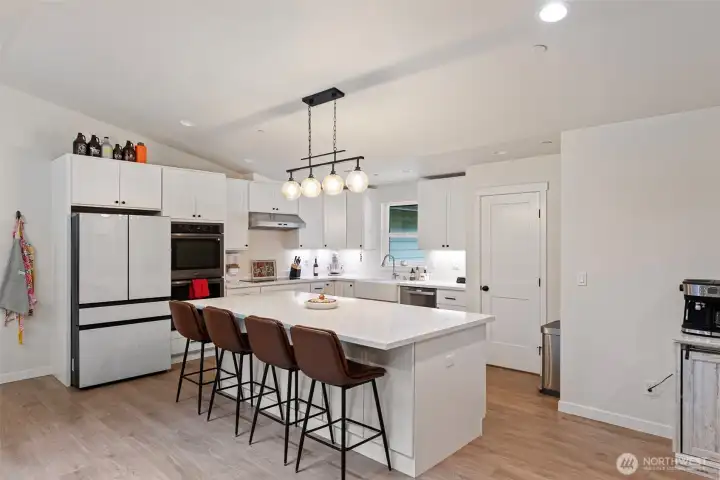 Kitchen with quartz countertops