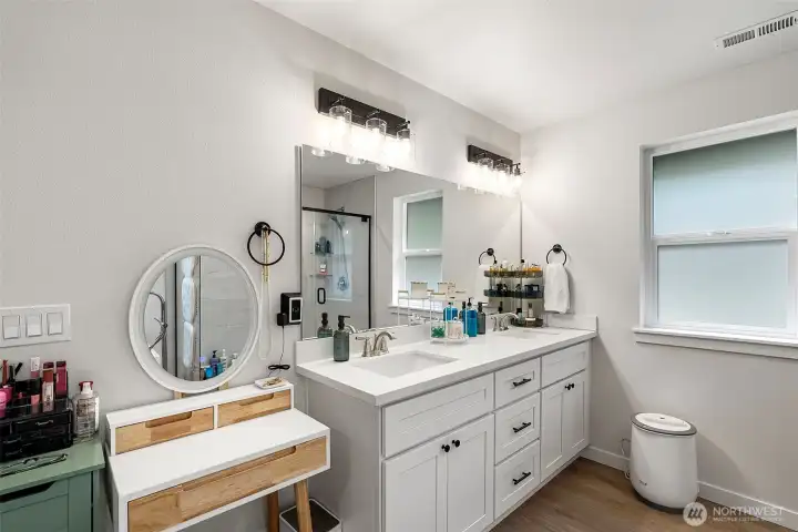 Double vanity