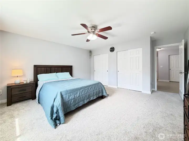 2nd bedroom