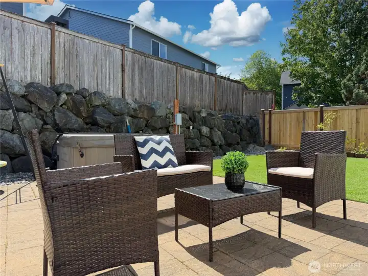 beautiful outdoor space perfect for relaxing- hot tub included